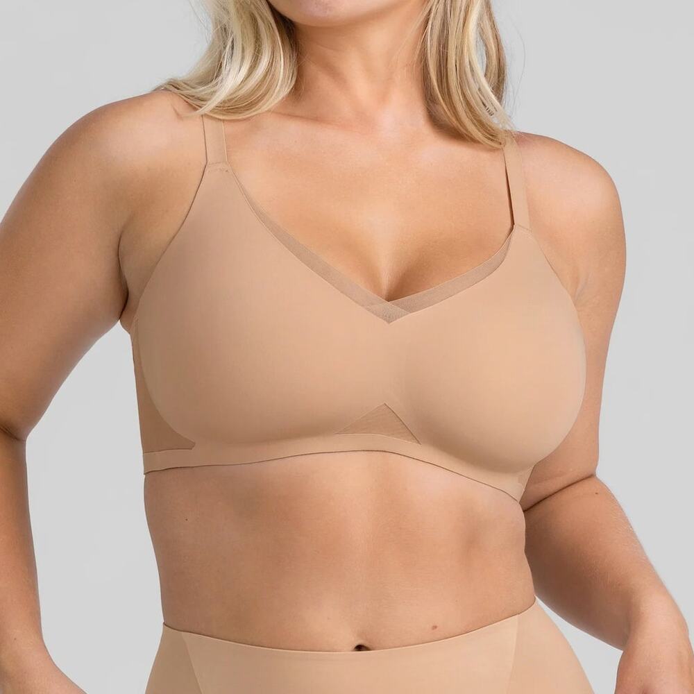 Honeylove CrossOver Bra in Sand Size 2X+